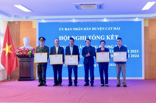 Huyện Cát Hải tiếp tục phát huy hiệu quả phong trào Toàn dân bảo vệ an ninh Tổ quốc